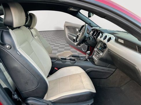 Used 2016 Ford Mustang Premium RWD image 27