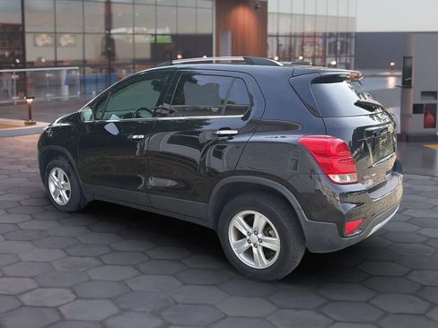 Used 2020 Chevrolet Trax LT AWD/4WD image 5