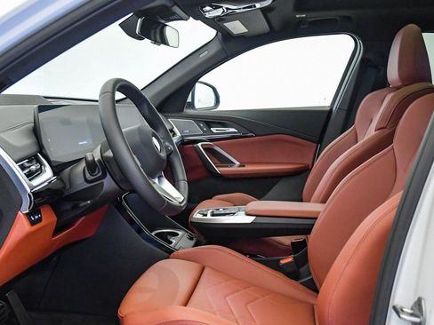 New 2026 BMW X2 xDrive28i w/ Technology Package image 18