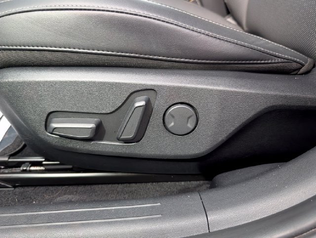 Used 2023 Kia EV6 Wind w/ Wind Technology Package AWD/4WD image 15