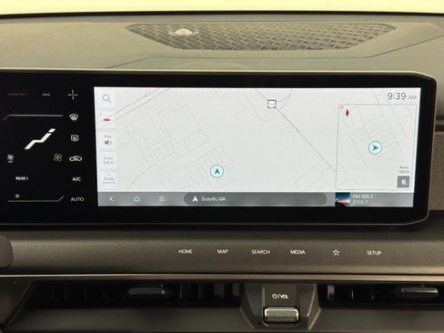 Used 2024 Kia EV9 Wind image 24