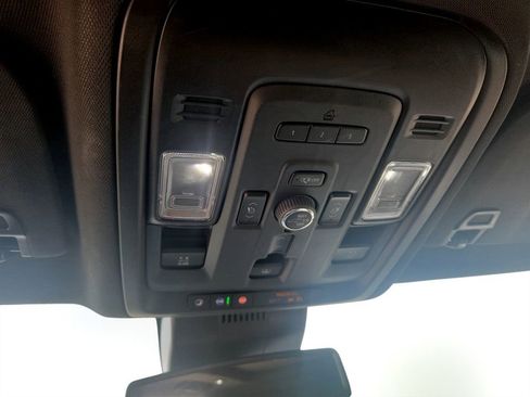 Used 2024 GMC Yukon AT4 w/ Technology Package AWD/4WD image 22