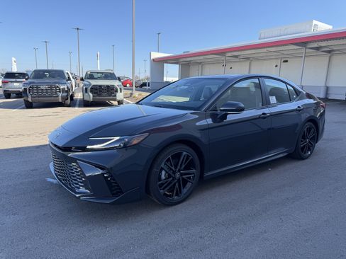 New 2026 Toyota Camry XSE FWD image 2