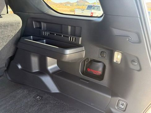 Certified 2025 Toyota 4Runner SR5 AWD/4WD image 36