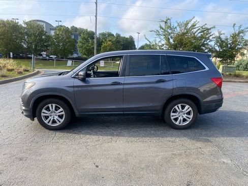 Used 2018 Honda Pilot LX image 6