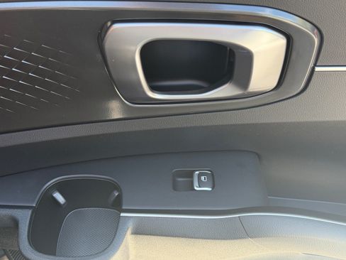 Certified 2026 Kia Sorento LX FWD image 20