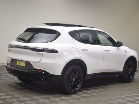 New 2025 Dodge Hornet R/T image 6