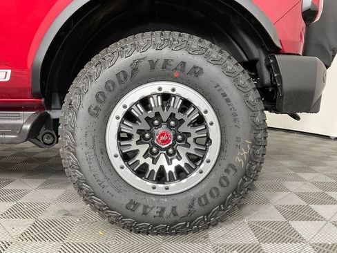 New 2026 Ford Bronco Outer Banks w/ Sasquatch Package AWD/4WD image 10