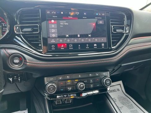 Used 2023 Dodge Durango GT AWD/4WD image 26