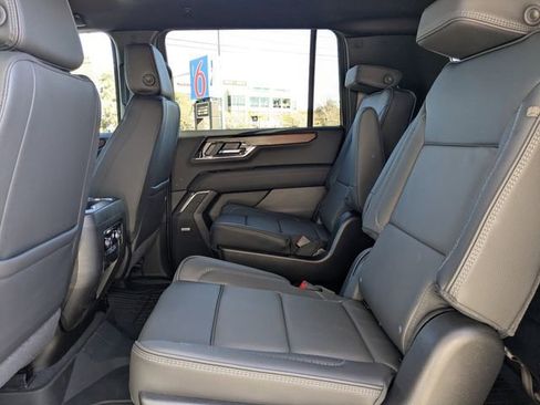 New 2026 GMC Yukon XL Denali w/ LPO, Floor Liner Package image 15