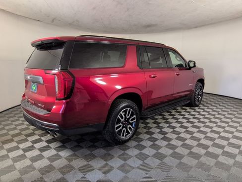 Used 2024 GMC Yukon XL AT4 w/ Technology Package AWD/4WD image 6