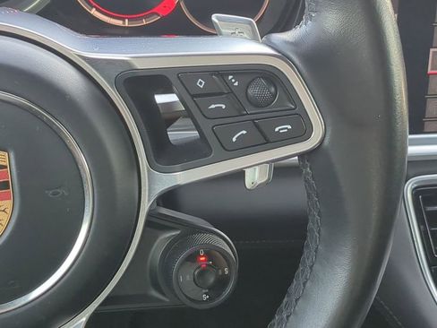 Used 2019 Porsche Panamera GTS image 28