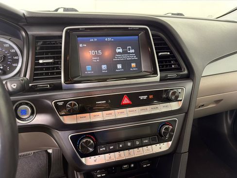 Used 2019 Hyundai Sonata SEL FWD image 12