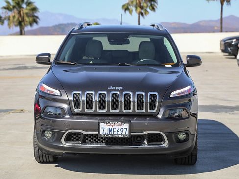 Used 2015 Jeep Cherokee Limited w/ Luxury Group FWD image 2