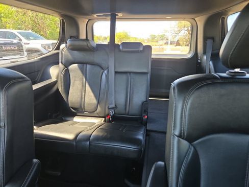 Used 2024 Jeep Wagoneer Series II AWD/4WD image 17