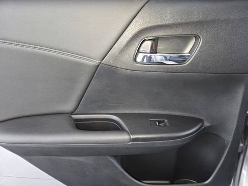 Used 2016 Honda Accord EX-L image 20