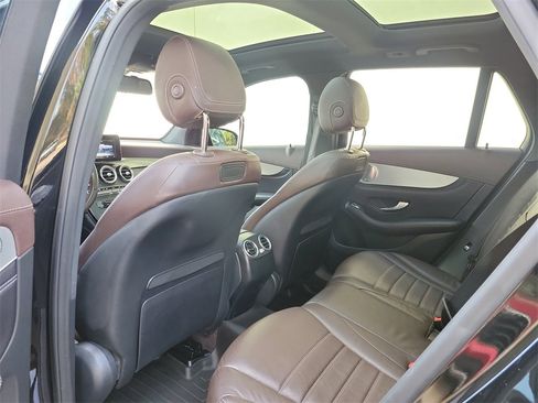 Used 2018 Mercedes-Benz GLC 43 AMG 4MATIC image 17