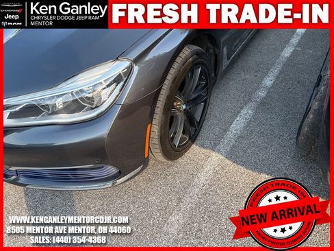 Used 2017 BMW 750i xDrive AWD/4WD image 5