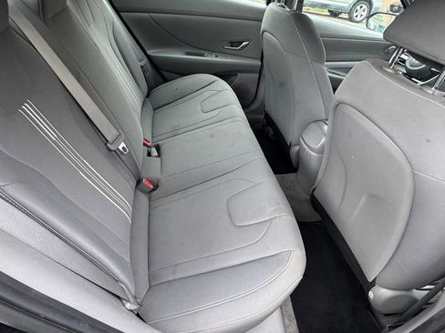 Used 2021 Hyundai Elantra SEL w/ Convenience Package FWD image 20
