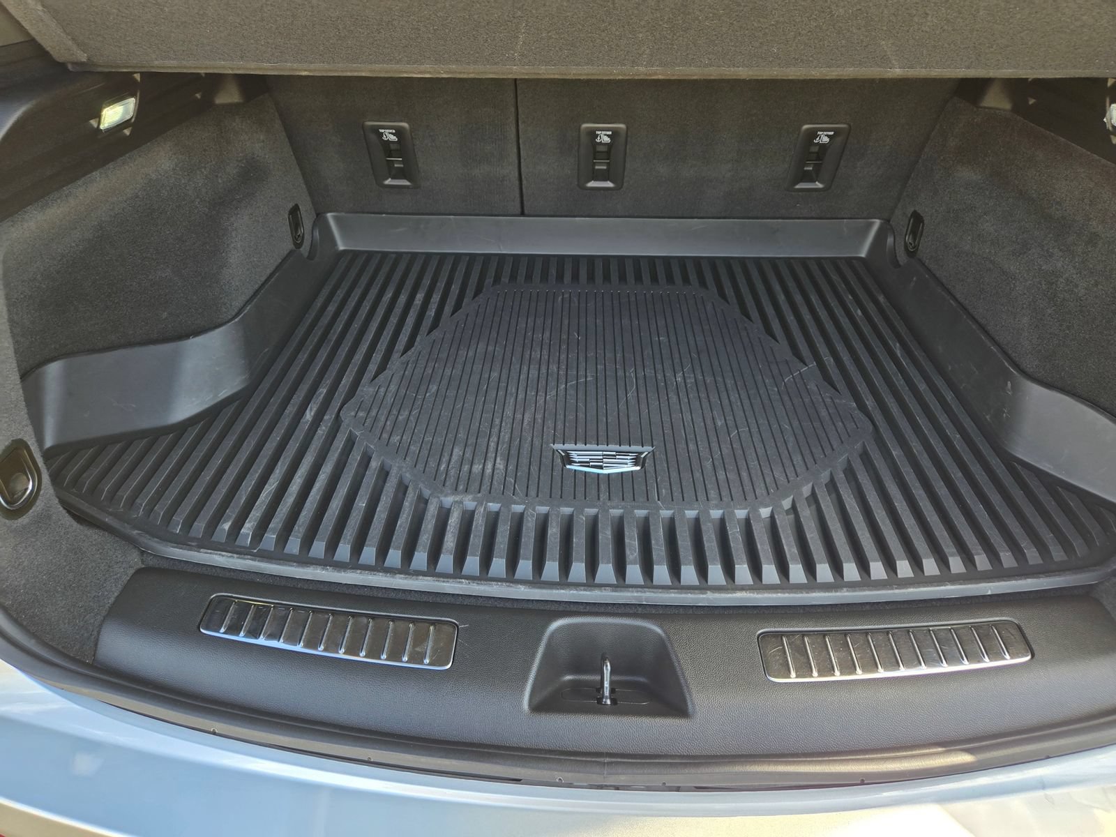 Used 2022 Cadillac XT4 Sport w/ Comfort Package FWD image 27