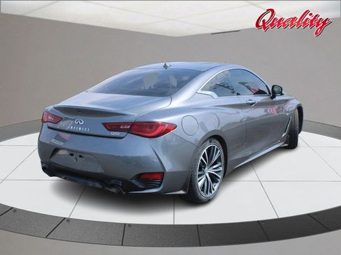 Used 2019 INFINITI Q60 3.0t Luxe RWD image 3