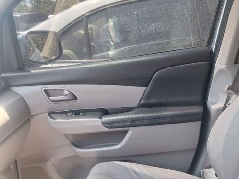 Used 2012 Honda Odyssey EX-L image 22