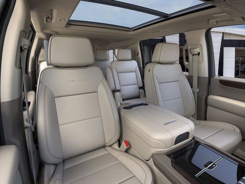 New 2026 GMC Yukon XL Denali w/ Denali Reserve Package AWD/4WD image 16