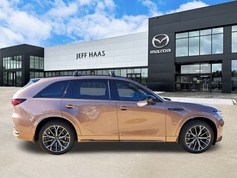 Certified 2025 MAZDA CX-70 3.3 Turbo S w/ Premium Plus image 5