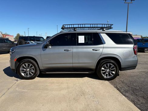Used 2023 Chevrolet Tahoe LT w/ Luxury Package AWD/4WD image 28
