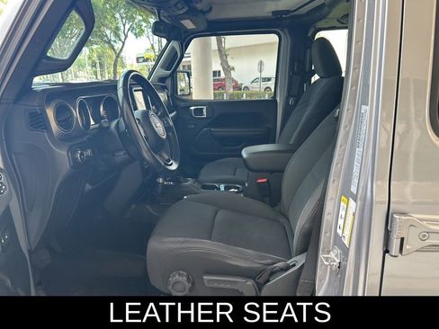Used 2018 Jeep Wrangler Unlimited Sport S AWD/4WD image 6