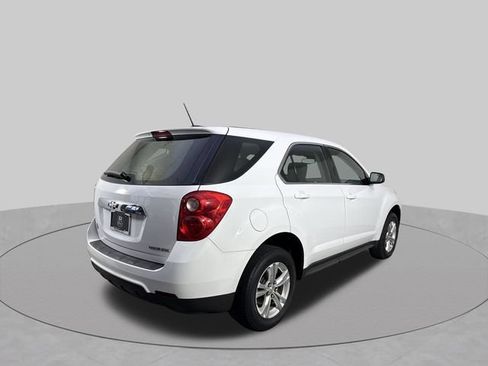 Used 2015 Chevrolet Equinox LS FWD image 32