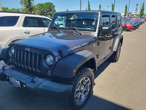 Used 2017 Jeep Wrangler Unlimited Rubicon w/ Connectivity Group AWD/4WD image 1
