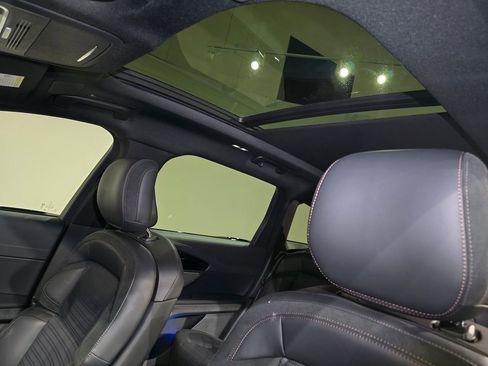 New 2024 Lincoln Nautilus Reserve w/ Equipment Group 203A image 25