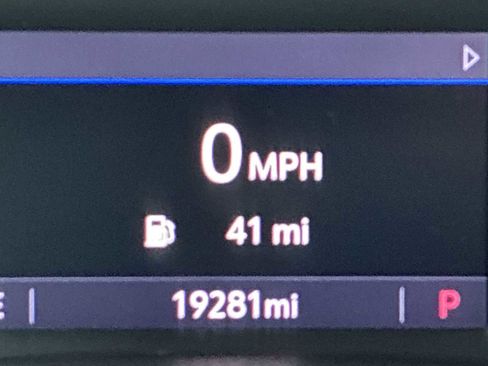 Used 2023 Chevrolet Blazer LT image 12