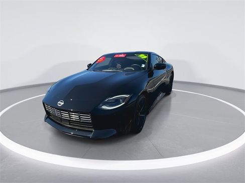 Certified 2025 Nissan Z Performance w/ Floor Mat Package image 2