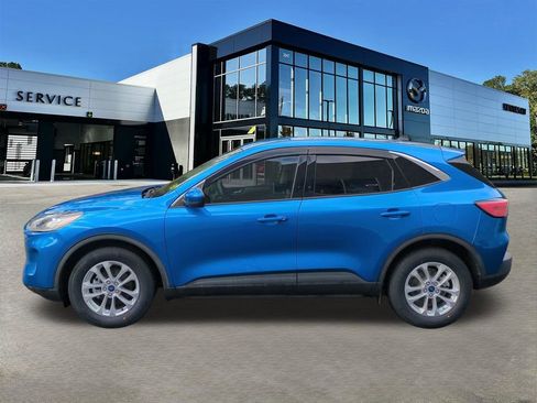 Used 2020 Ford Escape SE image 7