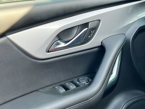 Used 2022 Chevrolet Blazer LT image 17