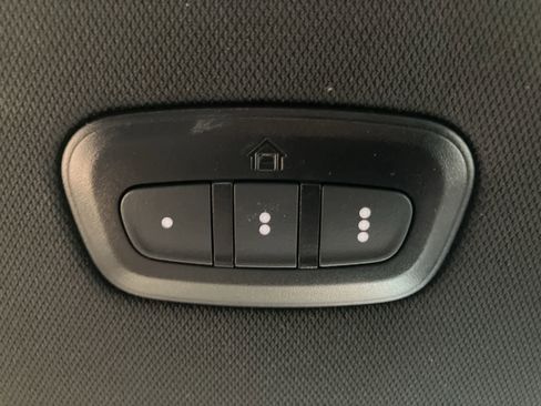 Used 2024 Jeep Wagoneer Series III AWD/4WD image 24