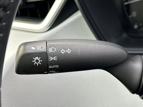 Certified 2024 Toyota Corolla SE image 37