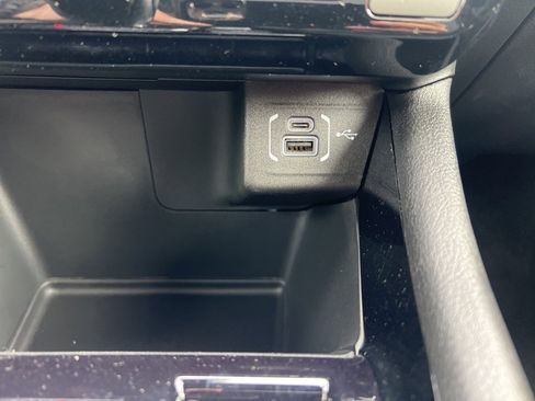 New 2026 Jeep Compass Limited image 31