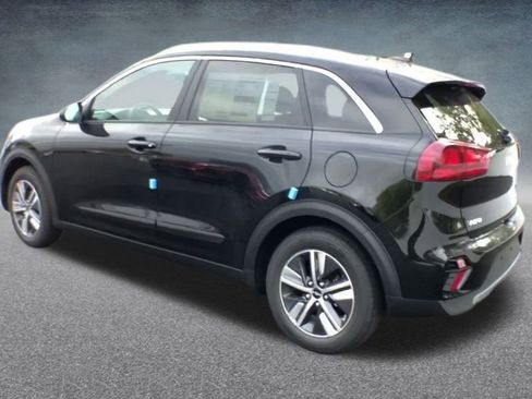 Used 2022 Kia Niro LXS image 16