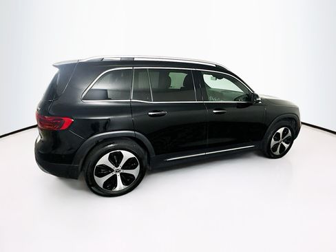 Used 2025 Mercedes-Benz GLB 250 4MATIC image 10