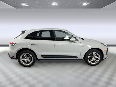 Used 2022 Porsche Macan AWD/4WD image 8