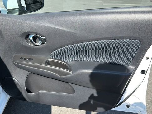 Used 2015 Nissan Versa Note SV FWD image 43