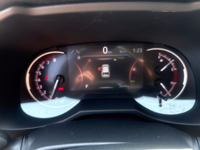 Used 2025 Toyota RAV4 XLE FWD image 13