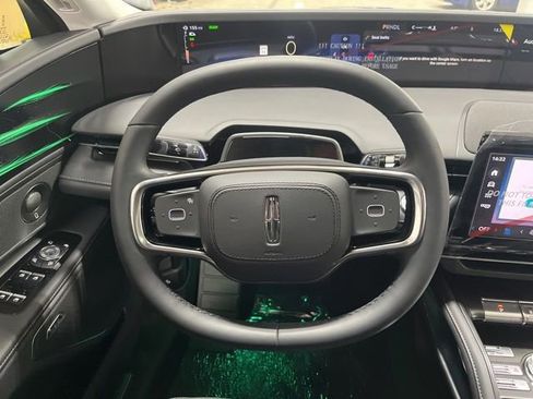 New 2026 Lincoln Nautilus Reserve AWD/4WD image 48