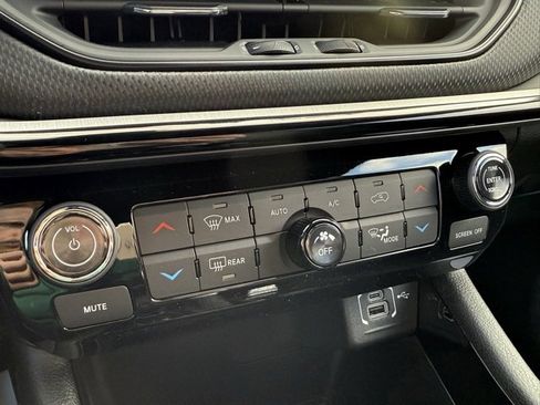 New 2025 Jeep Compass Limited w/ High Altitude Package image 20