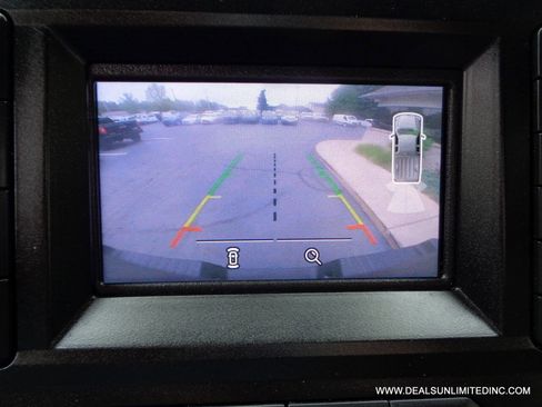 Used 2019 Ford F250 XLT w/ XLT Value Package image 14