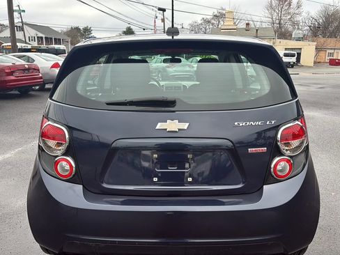 Used 2016 Chevrolet Sonic LT w/ Fun and Sun Package image 8