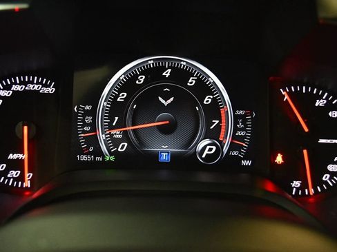 Used 2019 Chevrolet Corvette Z06 RWD image 38